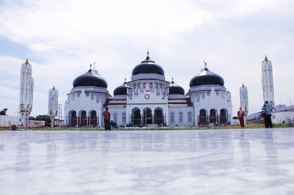 proyek renovasi masjid raya baiturrahman aceh | Portfolio Pemerintah