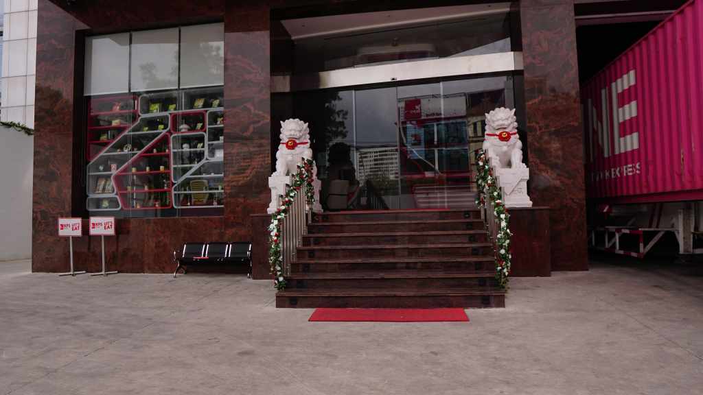 Dinding dan Lantai Eksterior dari Granit